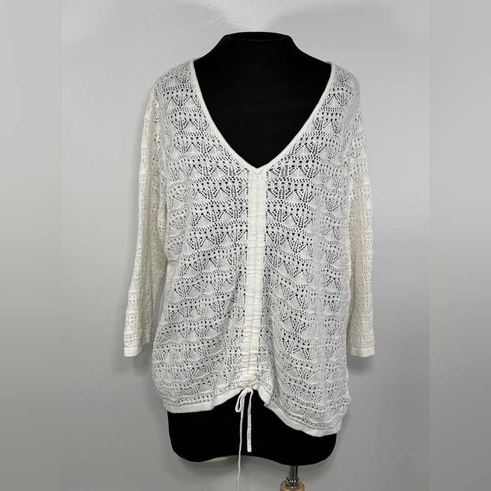 Torrid Open Stitch Pullover V-neck Cinched Front Sweater Color White Size 2 - Picture 1 of 5